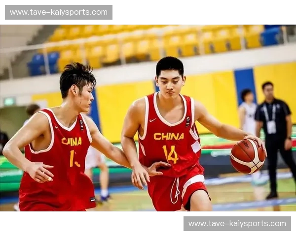 男篮世界杯新闻：荣耀、逆袭与未来的十字路口